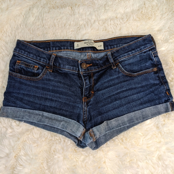 Abercrombie & Fitch Pants - Abercrombie & Fitch Denim Shorts W27 Size 4